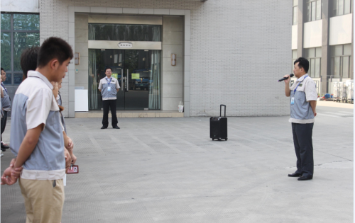 彩晶事業(yè)部積極相應號召，召開全事業(yè)部“安全活動月”動員大會